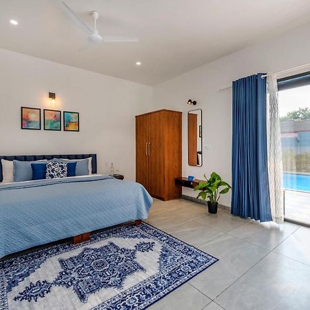 Saffronstays Mayfair Gardens 4 Bedroom Petfriendly Pool Villa アリバグ エクステリア 写真