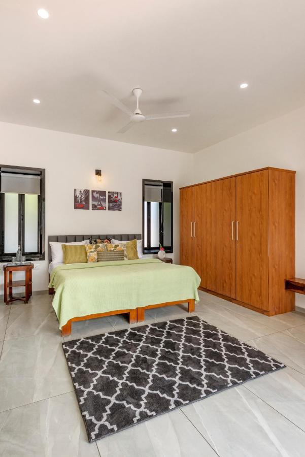 Saffronstays Mayfair Gardens 4 Bedroom Petfriendly Pool Villa アリバグ エクステリア 写真