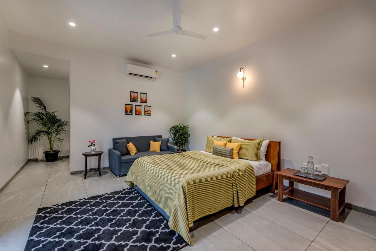 Saffronstays Mayfair Gardens 4 Bedroom Petfriendly Pool Villa アリバグ エクステリア 写真