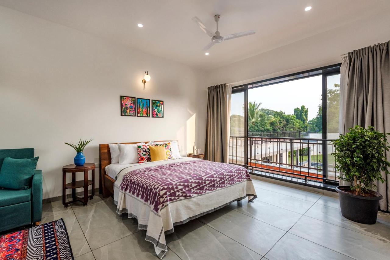 Saffronstays Mayfair Gardens 4 Bedroom Petfriendly Pool Villa アリバグ エクステリア 写真