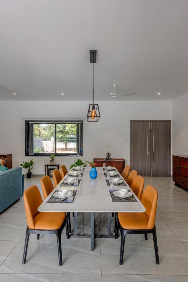Saffronstays Mayfair Gardens 4 Bedroom Petfriendly Pool Villa アリバグ エクステリア 写真