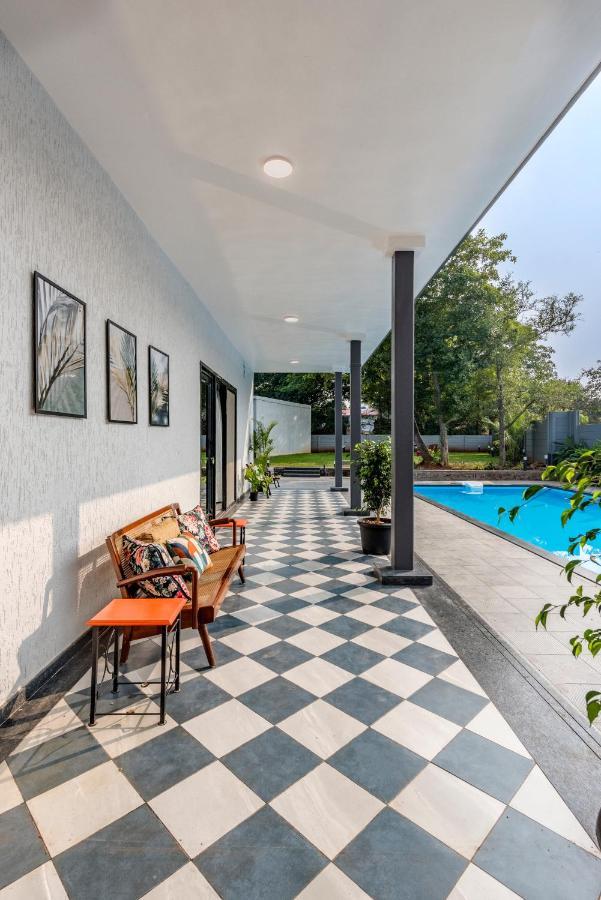 Saffronstays Mayfair Gardens 4 Bedroom Petfriendly Pool Villa アリバグ エクステリア 写真